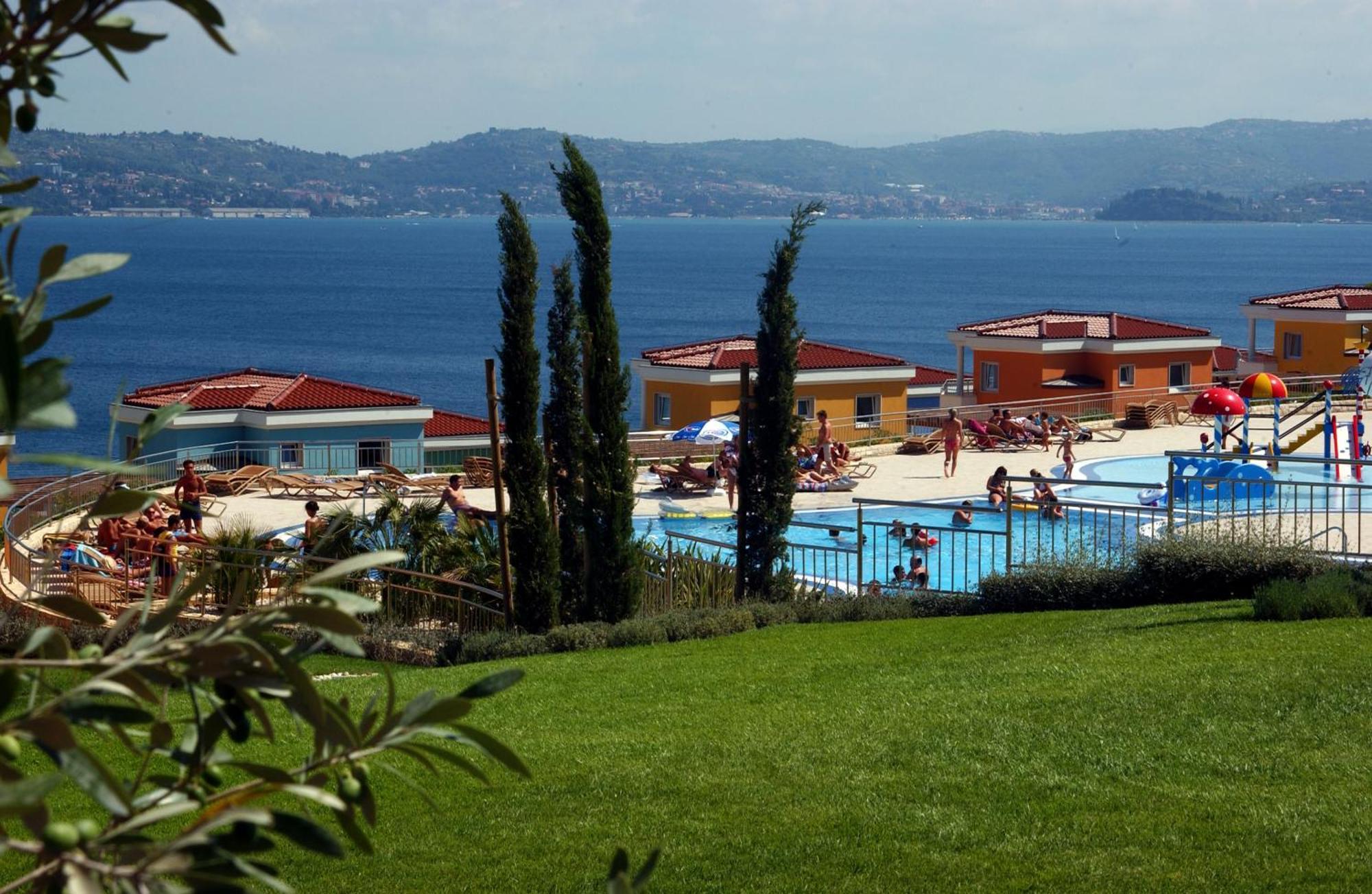 סבודרייה Skiper Apartments & Golf Resort מראה חיצוני תמונה